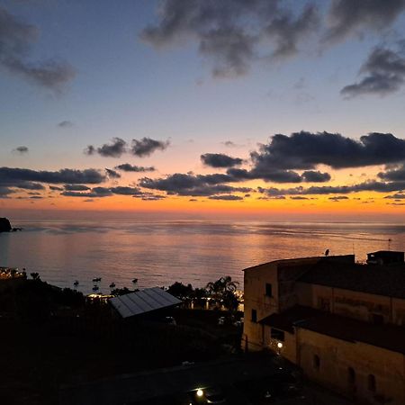 Tithouse Tropea Lägenhet Exteriör bild
